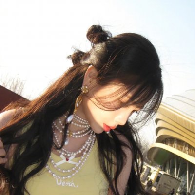 灵欲相通姊妹花